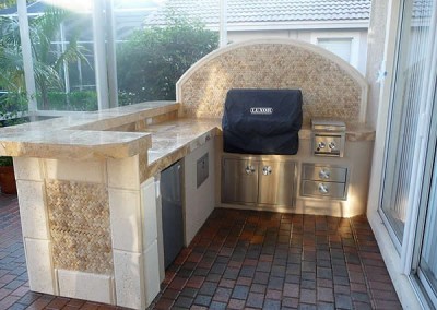 Outdoor Kitchen